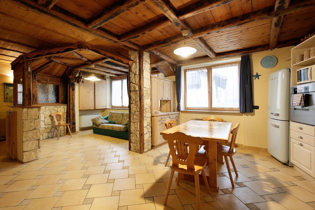 Appartamenti Dolomiti 모에나 외부 사진