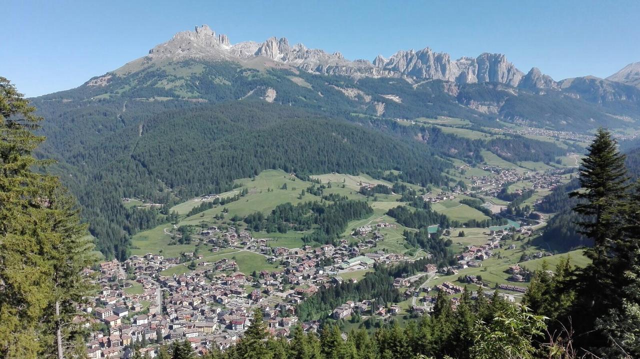 Appartamenti Dolomiti 모에나 외부 사진